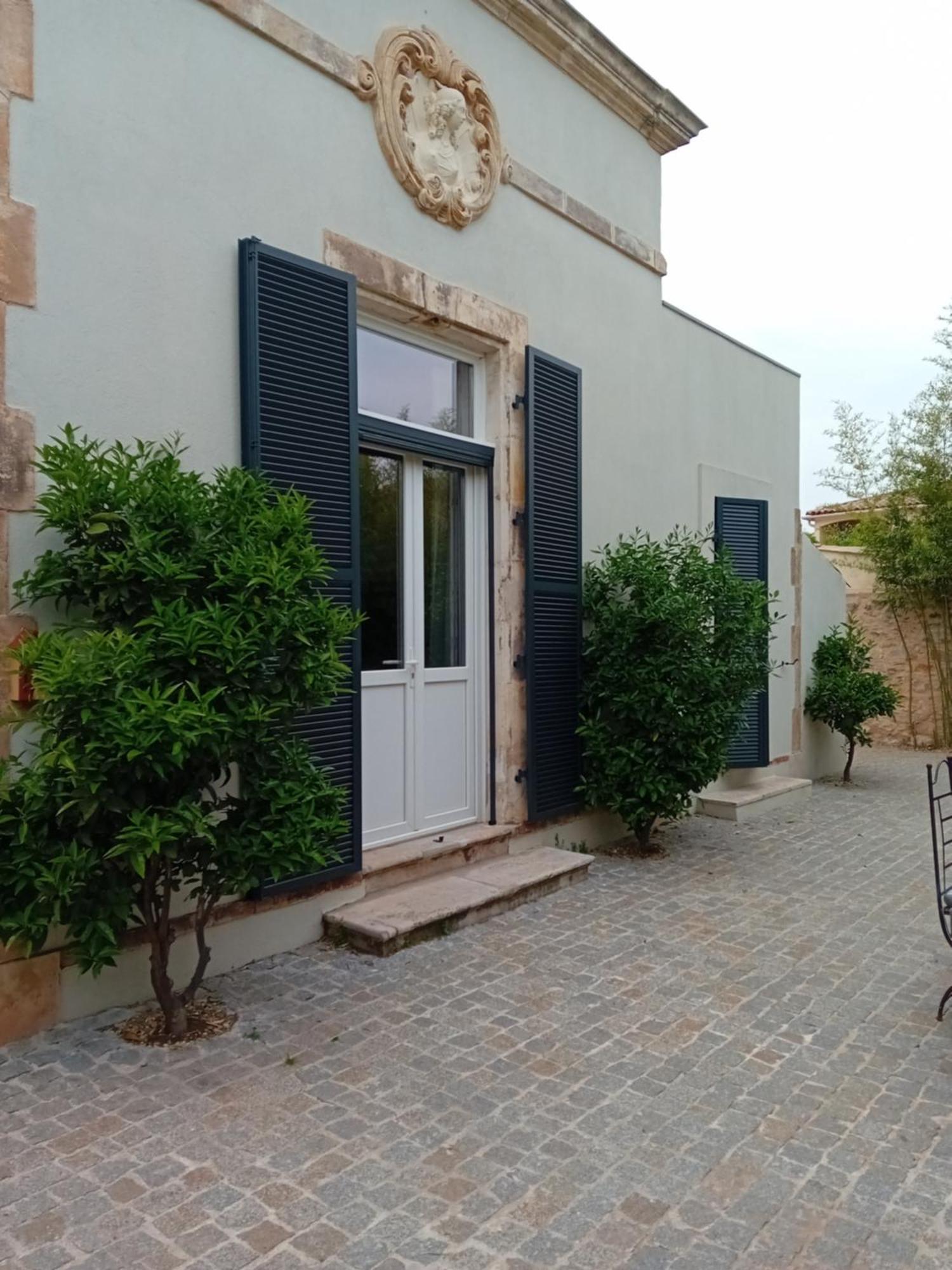 Chambre Dans Maison De Maitre Hotell Cuers Exteriör bild